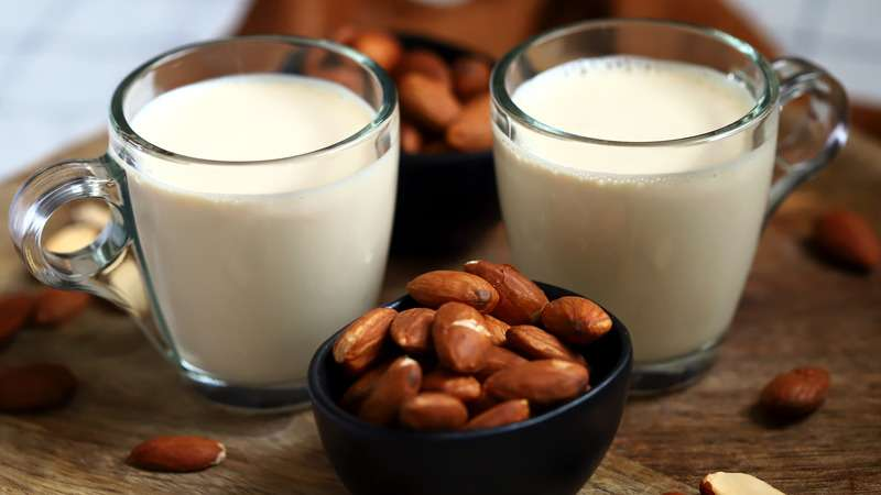 Bedtime Snacks for Weight Loss and Better Sleep